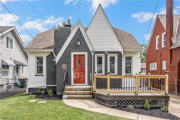 27 Erskine Avenue, Youngstown, OH 44512