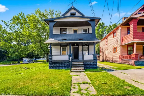 12020 Parkview Avenue, Cleveland, OH 44120