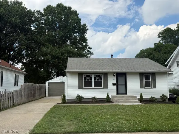 1385 Niagara Avenue, Akron, OH 44305