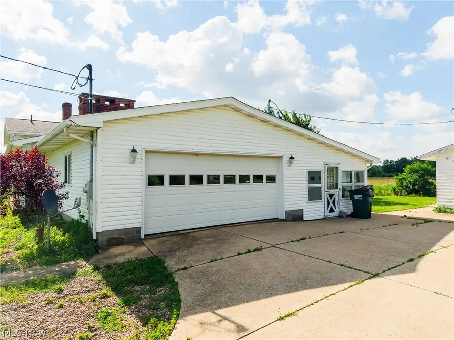 5852 W. Old Lincolnway, Wooster, OH 44691 - #3