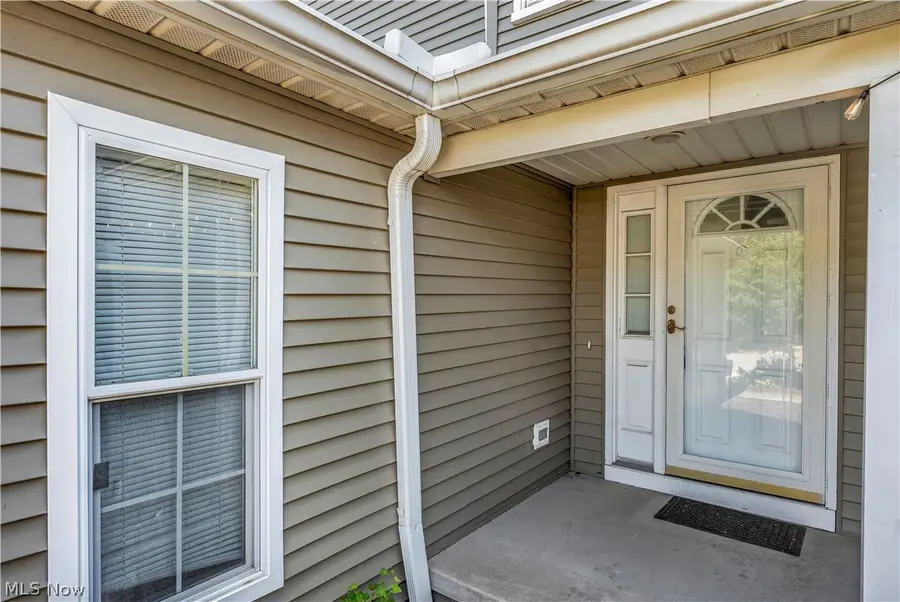4215 Jennings Ridge Drive, Cleveland, OH 44109 - #3