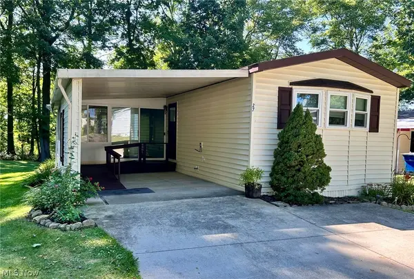 1229 Columbiana Lisbon Road #27, Columbiana, OH 44408
