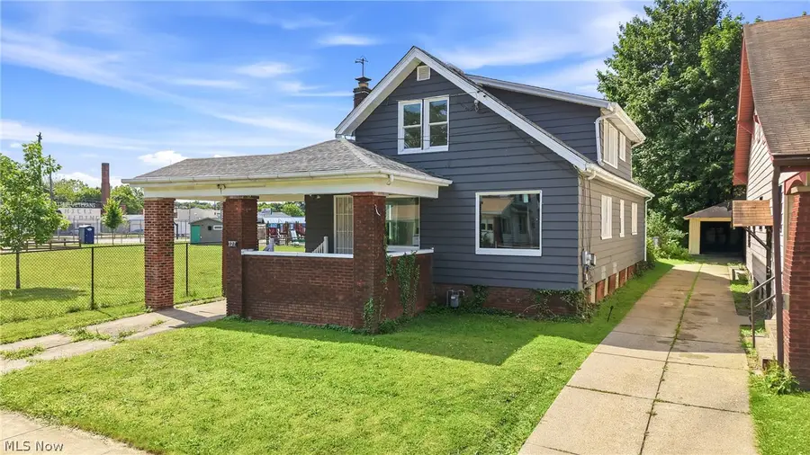 727 W Laclede Avenue, Youngstown, OH 44511 - #2