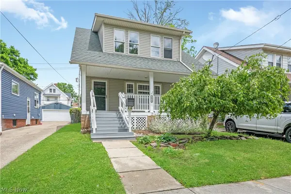 3014 Oak Park Avenue, Cleveland, OH 44109