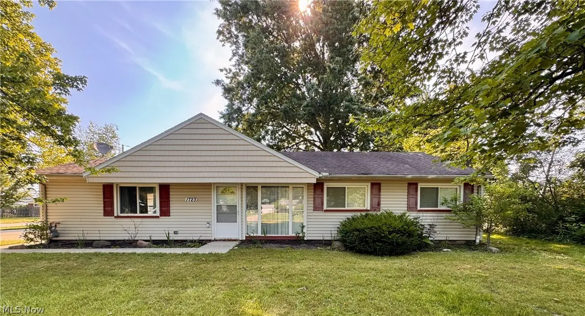 1723 Lander Road, Mayfield Heights, OH 44124 - #1