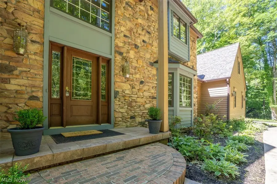 8215 Whispering Pines Drive, Novelty, OH 44072 - #3