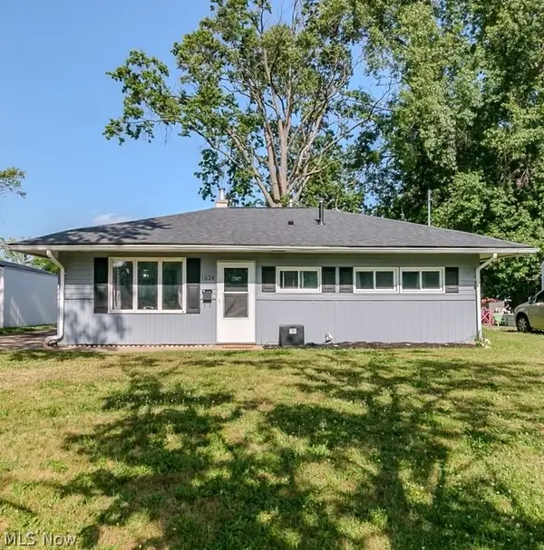 1634 Denison Nw Drive, Warren, OH 44485
