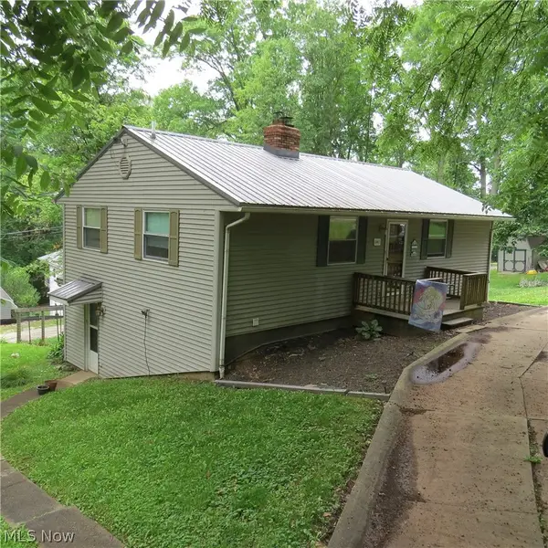 6447 Darlington Sw Street, Carrollton, OH 44615
