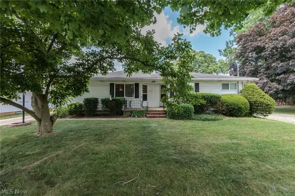 3284-3290 Hudson Drive, Cuyahoga Falls, OH 44221