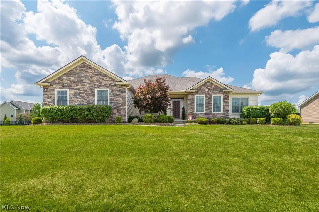 23201 Lakeridge Way, Columbia Station, OH 44028 - #1