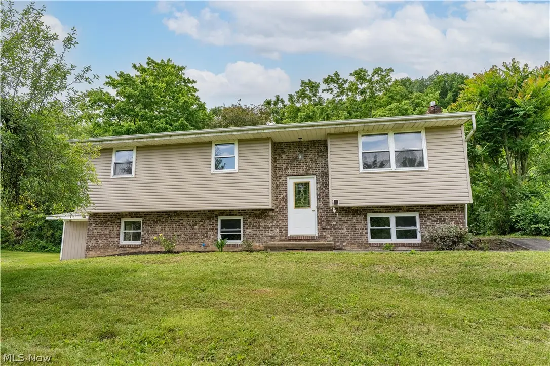 9115 Arrow Nw Road, Minerva, OH 44657 - #1
