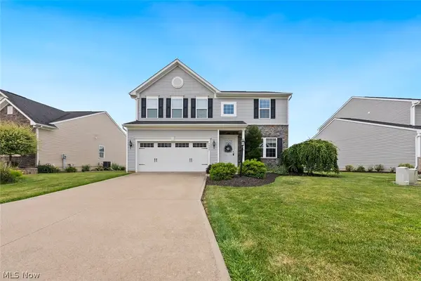 5484 Diamond Creek Drive, Medina, OH 44256