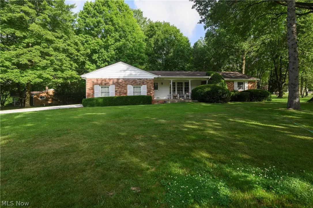 3820 Valley Drive, Norton, OH 44203 - #1