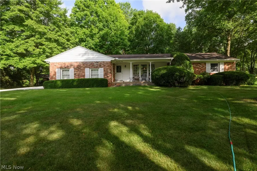 3820 Valley Drive, Norton, OH 44203 - #2