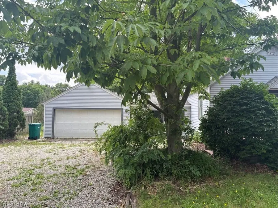 4566 Fishcreek Road, Stow, OH 44224 - #2