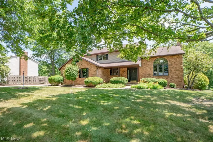 6104 Shipslanding Nw Avenue, Canton, OH 44718 - #3