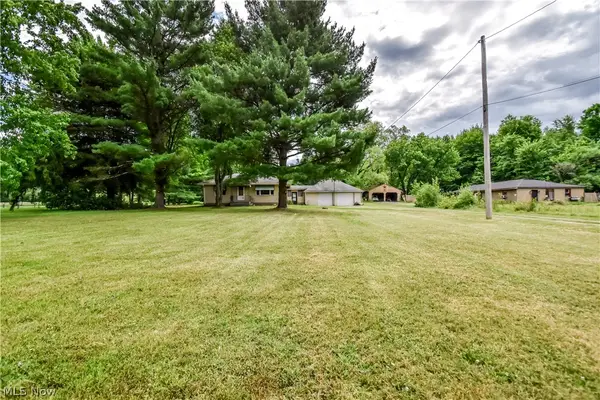 4090 N Leavitt Nw Road, Warren, OH 44485