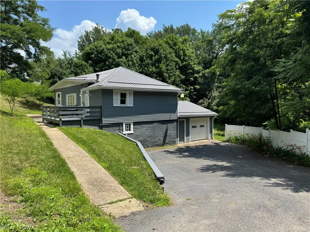 300 Henry Avenue, East Liverpool, OH 43920 - #1