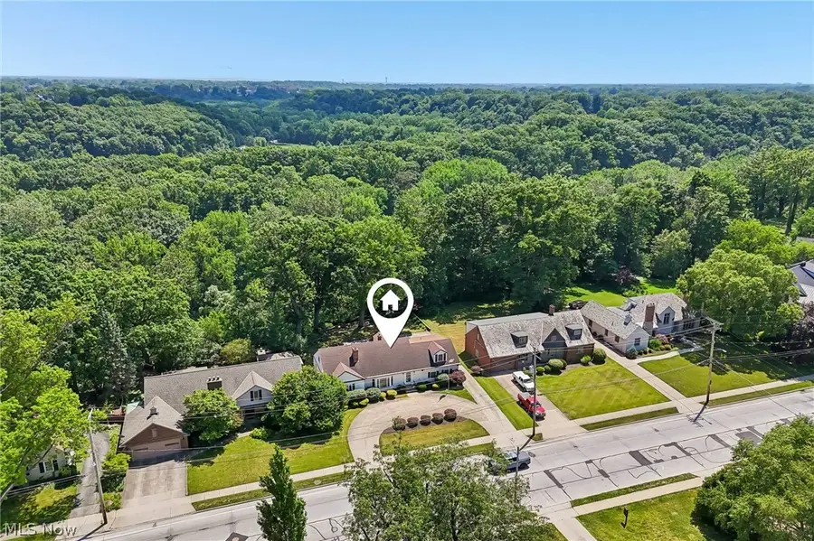 2382 Riverside Drive, Cleveland, OH 44107 - #2