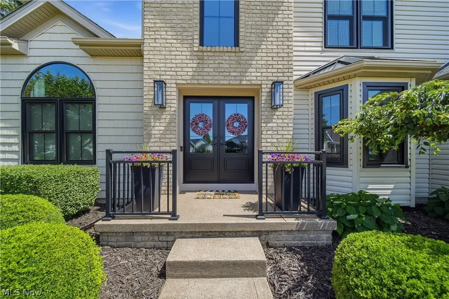 3530 Lamb Nw Circle, North Canton, OH 44720 - #3