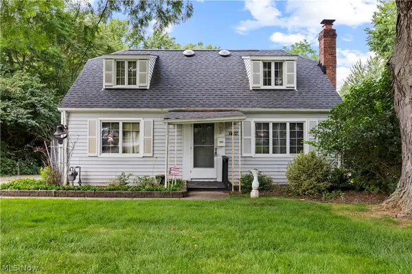 7790 Lewis Road, Olmsted Falls, OH 44138