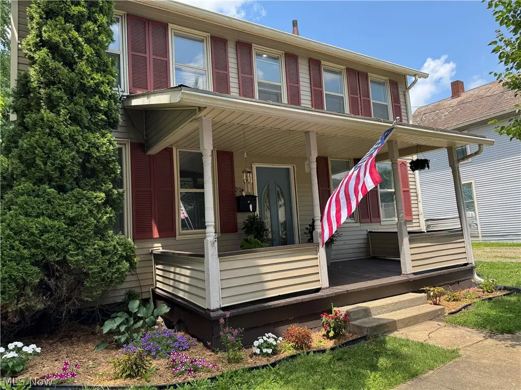 209 W Washington Street, Lisbon, OH 44432 - #1