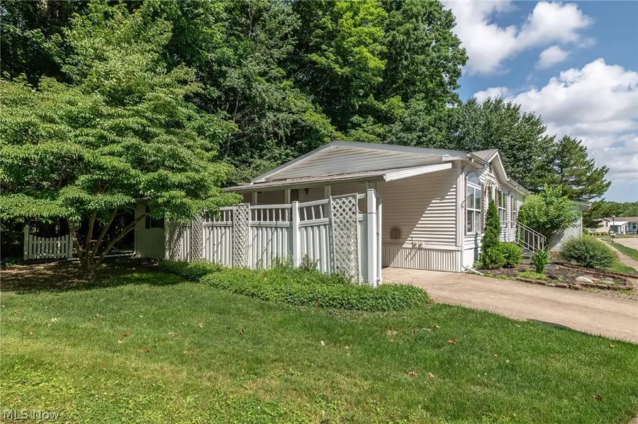 12 Jessica Lane, Olmsted, OH 44138 - #3