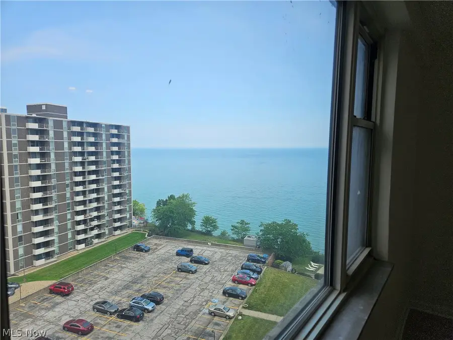 11850 Edgewater Drive #1007, Lakewood, OH 44107 - #3