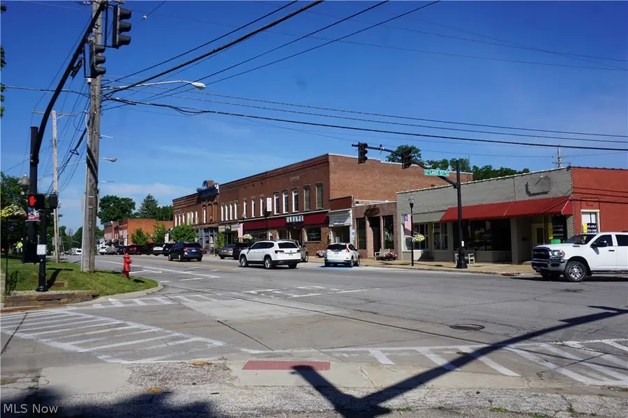 6 E Main Street, Madison, OH 44057 - #3