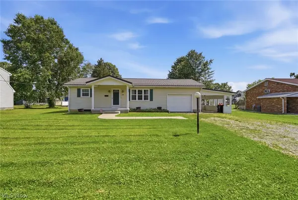 79 W 5th Street, Frazeysburg, OH 43822