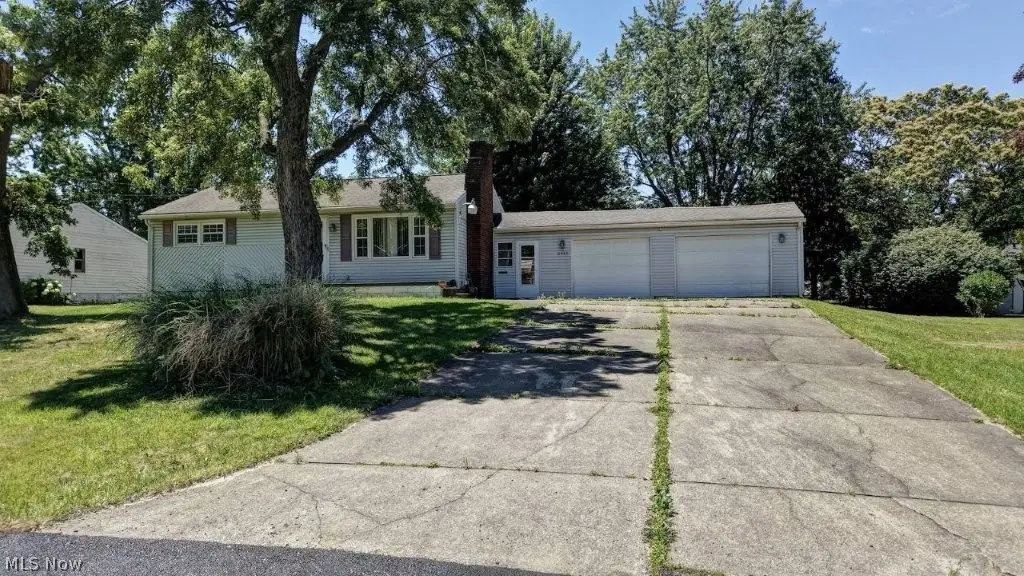 2933 Coventry Ne Boulevard, Canton, OH 44705 - #1