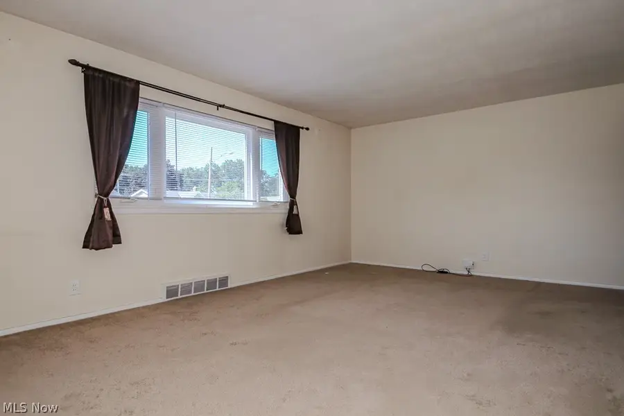 31505 Daniel Drive, Willowick, OH 44095 - #3