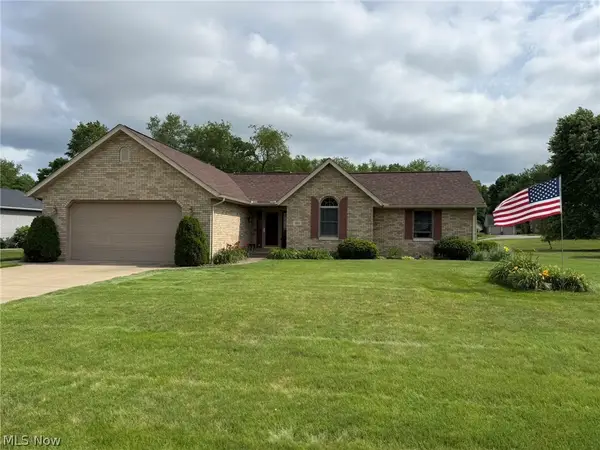 256 Clarence Se Drive, New Philadelphia, OH 44663