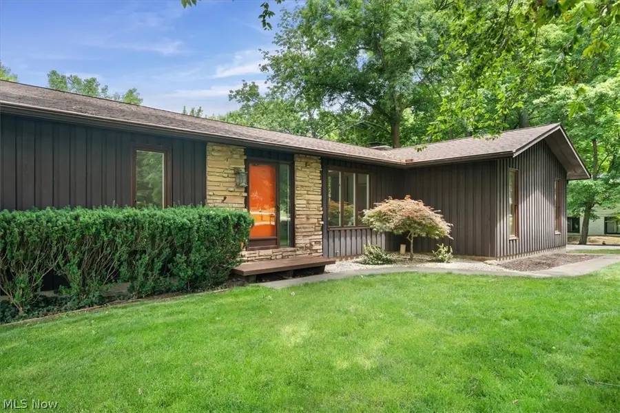 409 Whittlesey Drive, Tallmadge, OH 44278 - #2