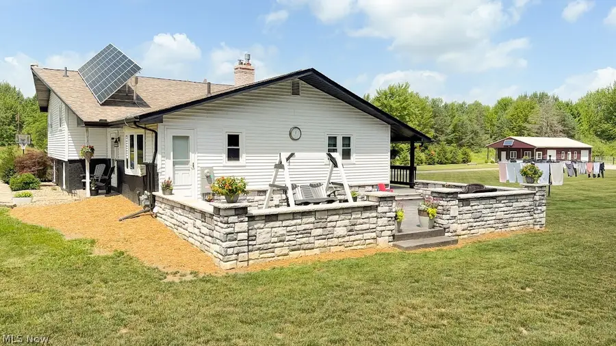 890 Bristol Champion Townline Ne Road, Bristolville, OH 44402 - #2