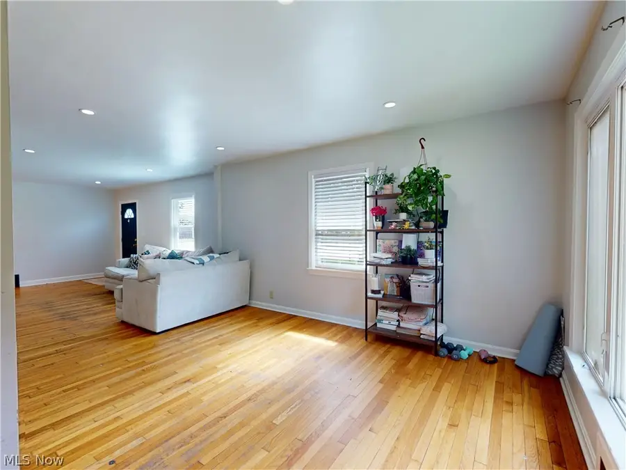 26 Hurst Road, Painesville, OH 44077 - #3