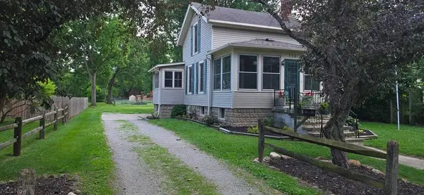 116 Pleasant Street, Wellington, OH 44090