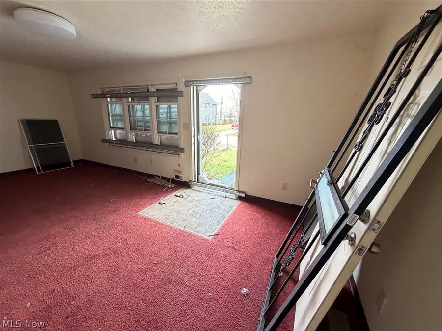 9342 Mount Auburn Avenue, Cleveland, OH 44104 - #3