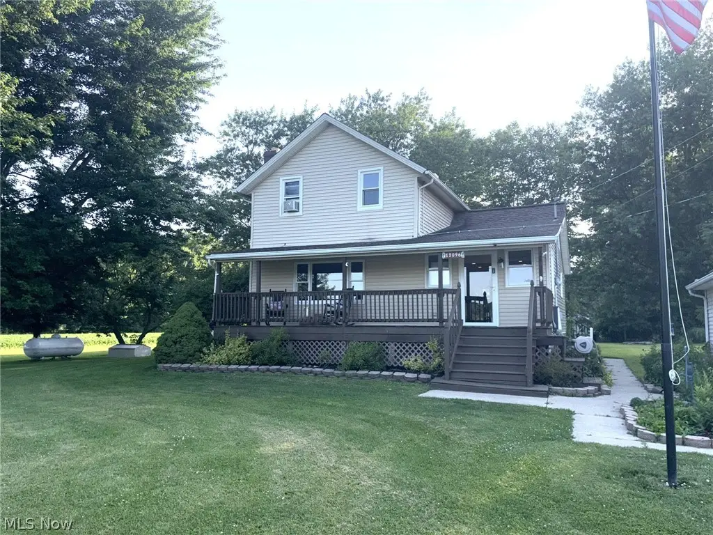12096 Baumhart Road, Amherst, OH 44001 - #1