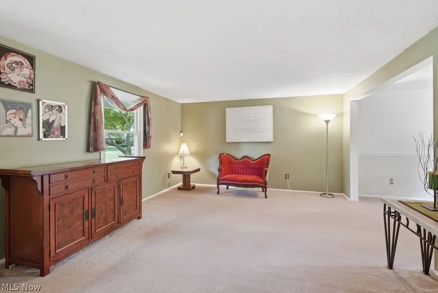187 Fox Run Drive, Munroe Falls, OH 44262 - #3