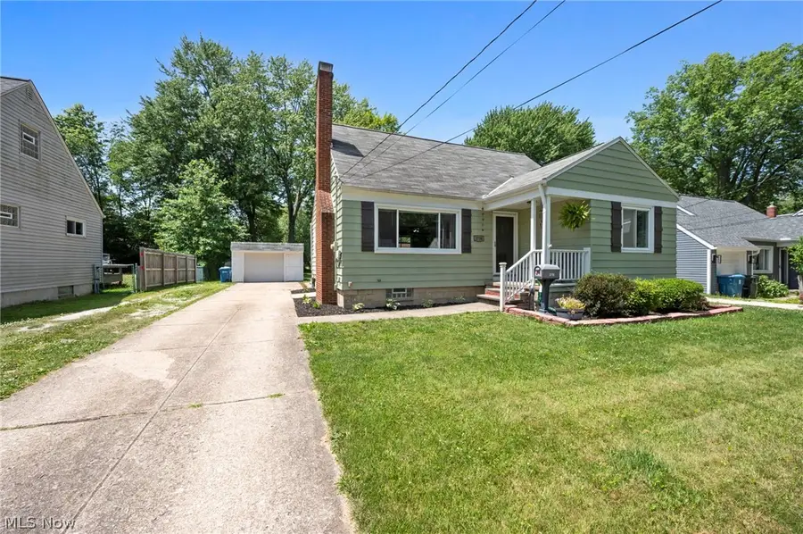 3756 Walter Road, North Olmsted, OH 44070 - #2