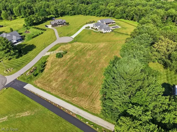 3003 Graybill Road, Uniontown, OH 44685