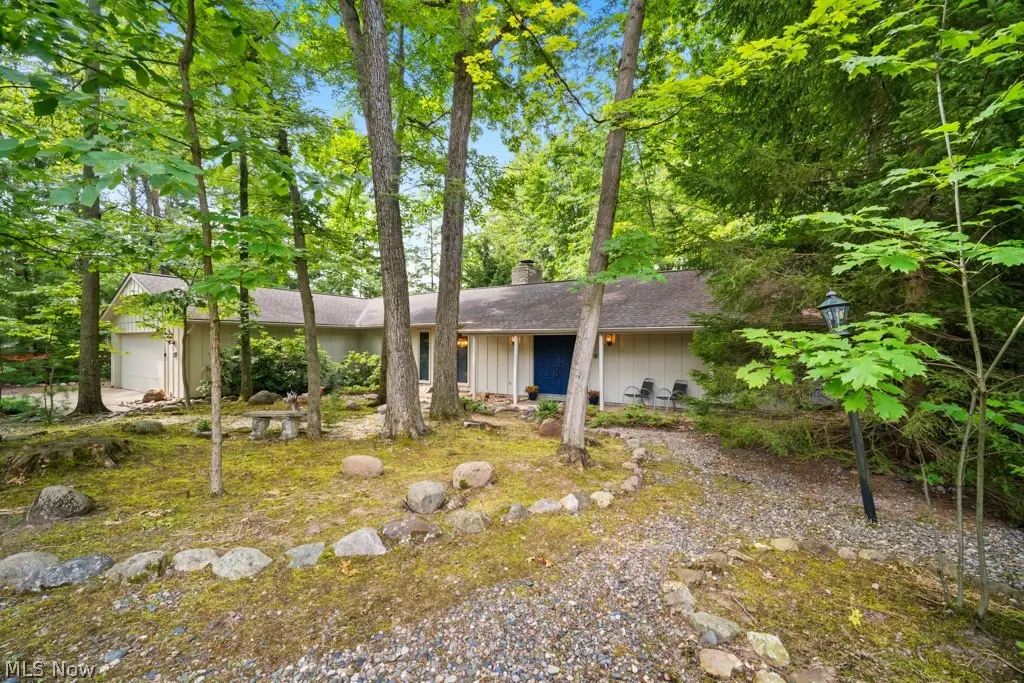 11604 Park Moss Avenue, Strongsville, OH 44136 - #1