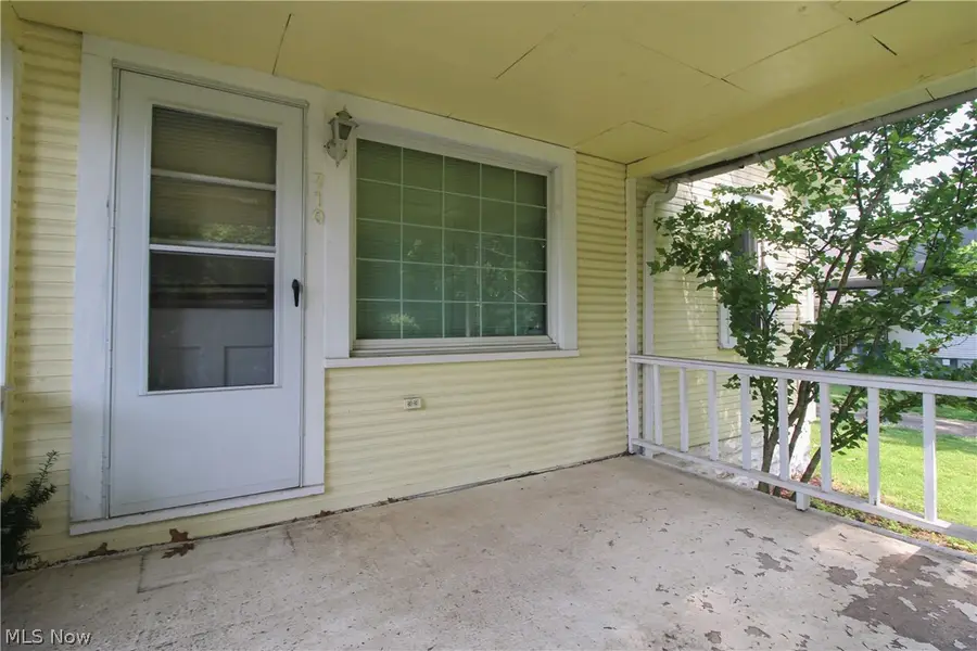 710 Battles Avenue, Niles, OH 44446 - #2