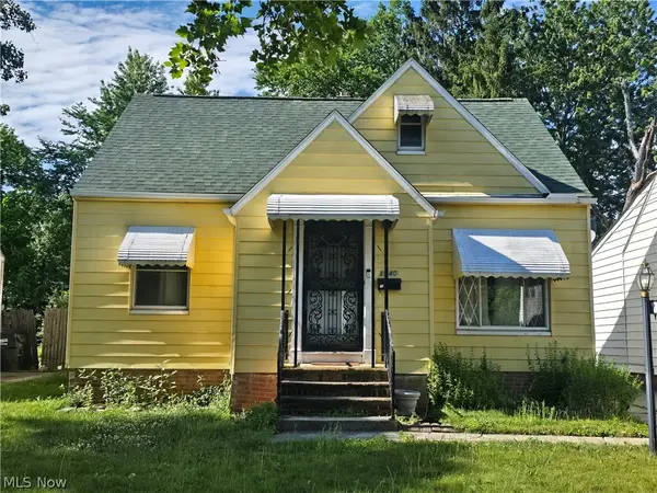 19403 Ridgewood Avenue, Warrensville Heights, OH 44122