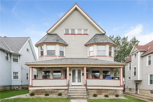 1376 Gladys Avenue, Lakewood, OH 44107