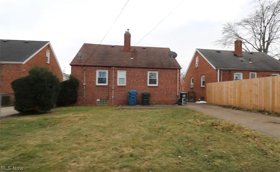 3106 Brookdale Avenue, Parma, OH 44134 - #3
