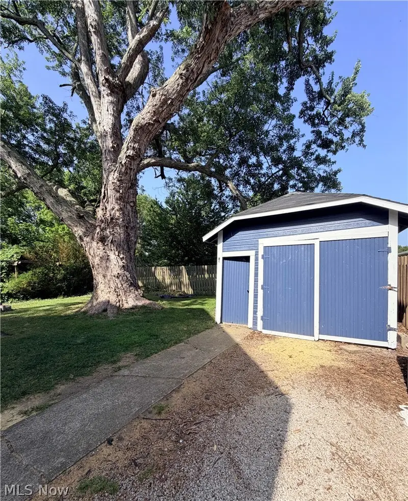 930 Exchange Street, Vermilion, OH 44089 - #3