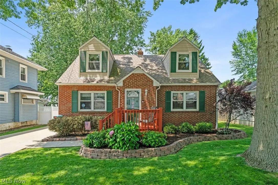 1872 19th Street, Cuyahoga Falls, OH 44223 - #1