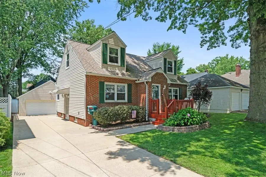 1872 19th Street, Cuyahoga Falls, OH 44223 - #2